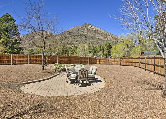 Ferienhaus 'mount Elden Retreat:' 4 Mi To Downtown