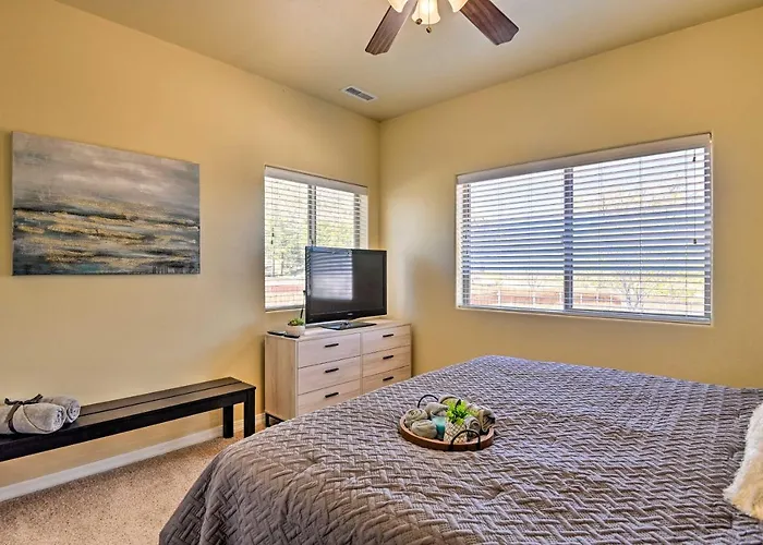 Ferienhaus 'mount Elden Retreat:' 4 Mi To Downtown